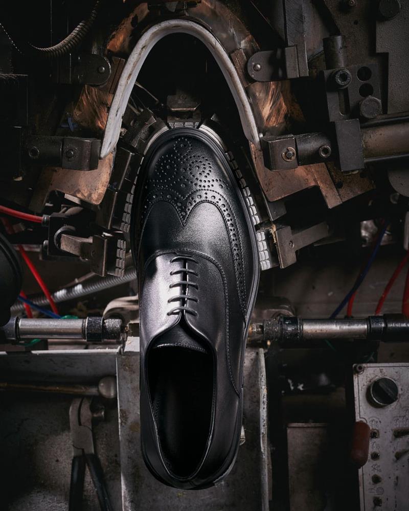 Pantofi brogue barbati